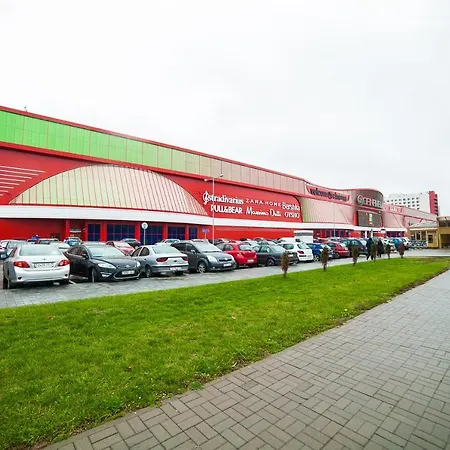 Апартаменти Spacious Near Vostok Metro Station